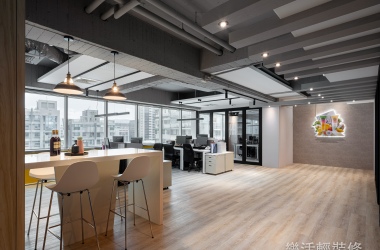 新創活力｜現代Loft風辦公室