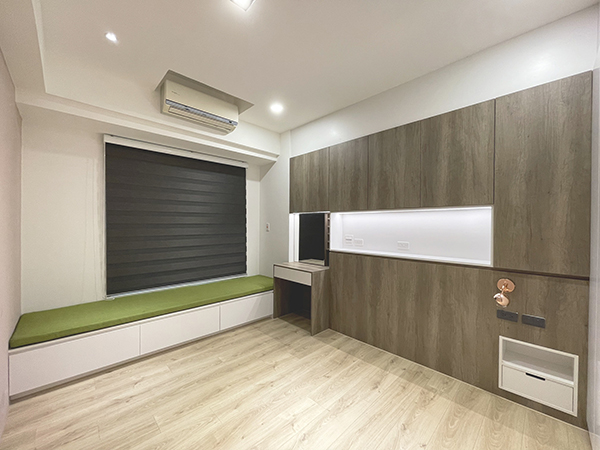 北歐簡約風設計裝潢_主臥窗邊做大型收納臥榻│狸樂聚x樂活輕裝修